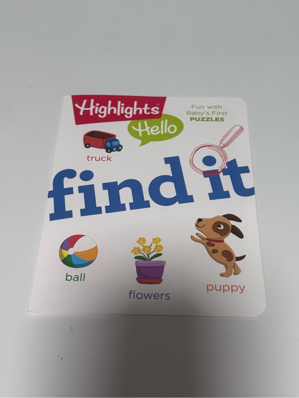 FREE with any purchase/ Highlights Hello Find It mini book